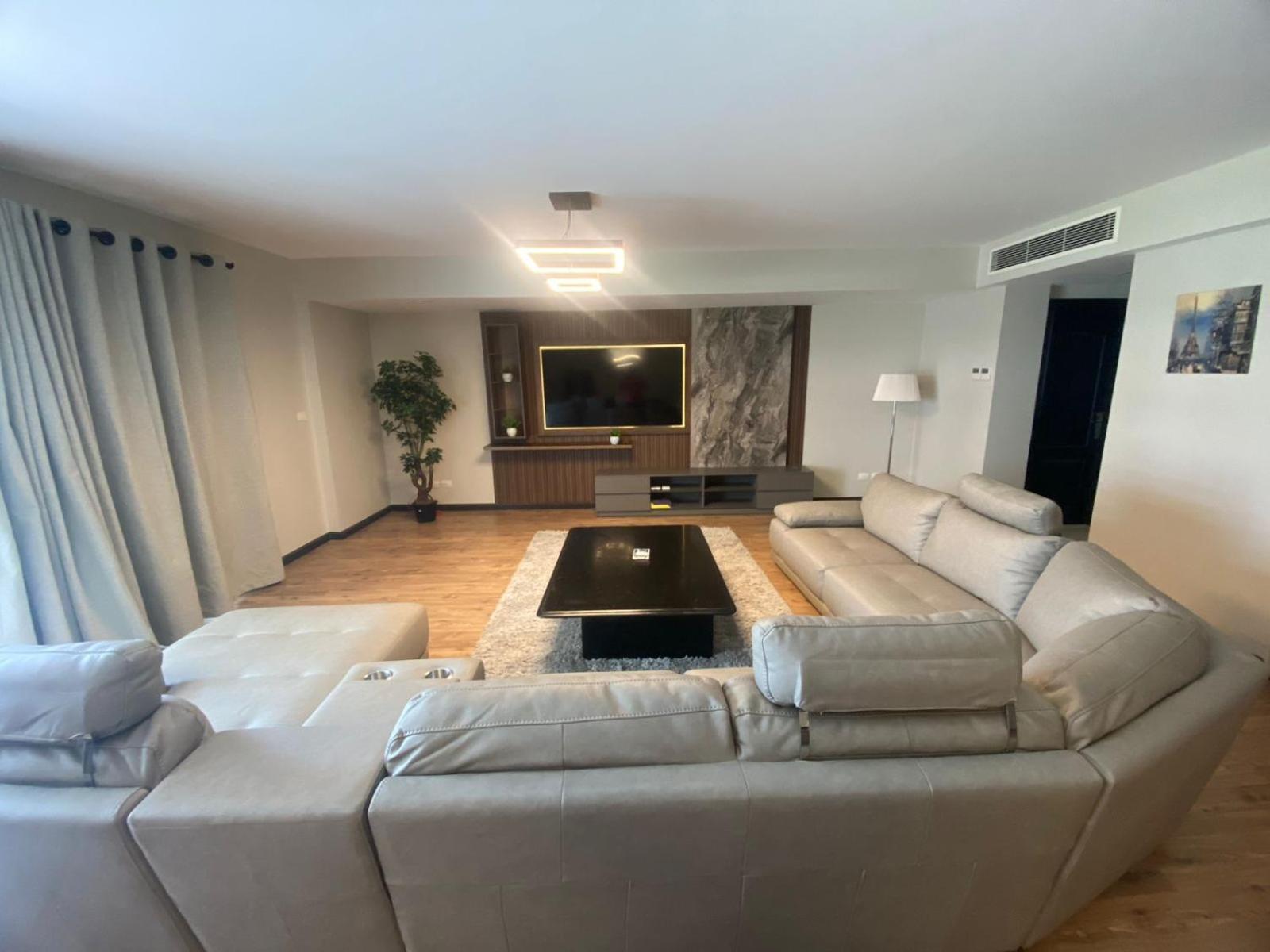 Luxury 3Br Pool View Near Airport! Apartment Cairo Exterior photo